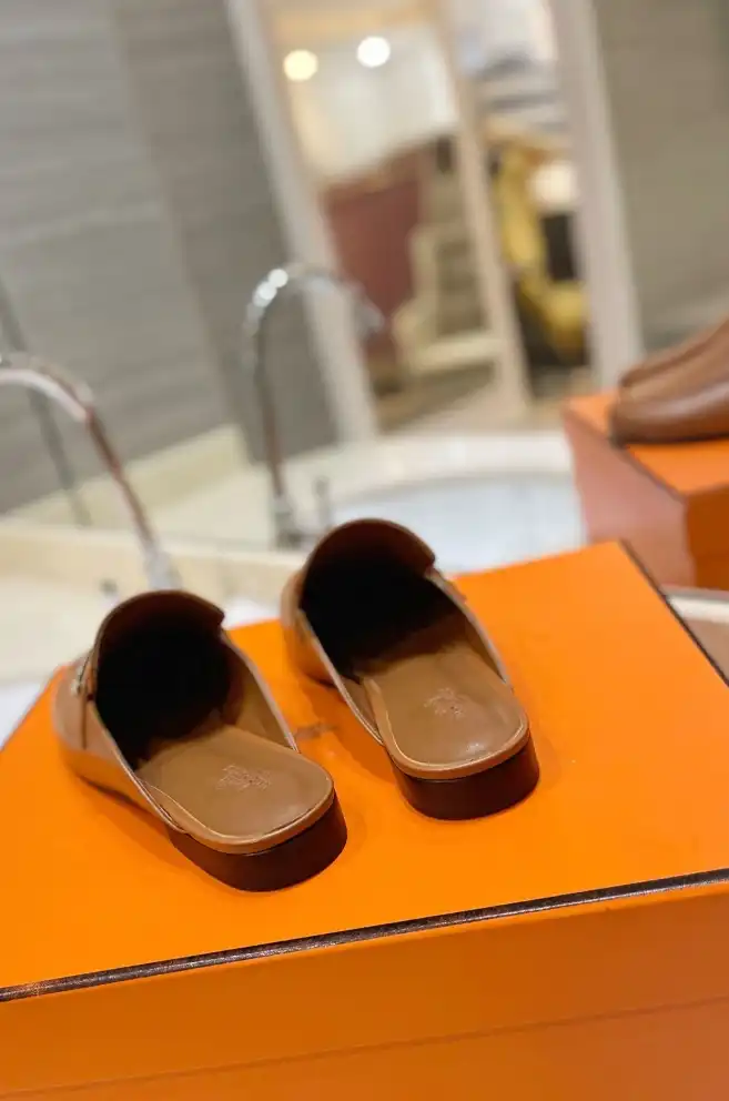 hype Hermes Slippers