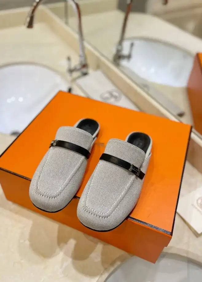 hype Hermes Slippers