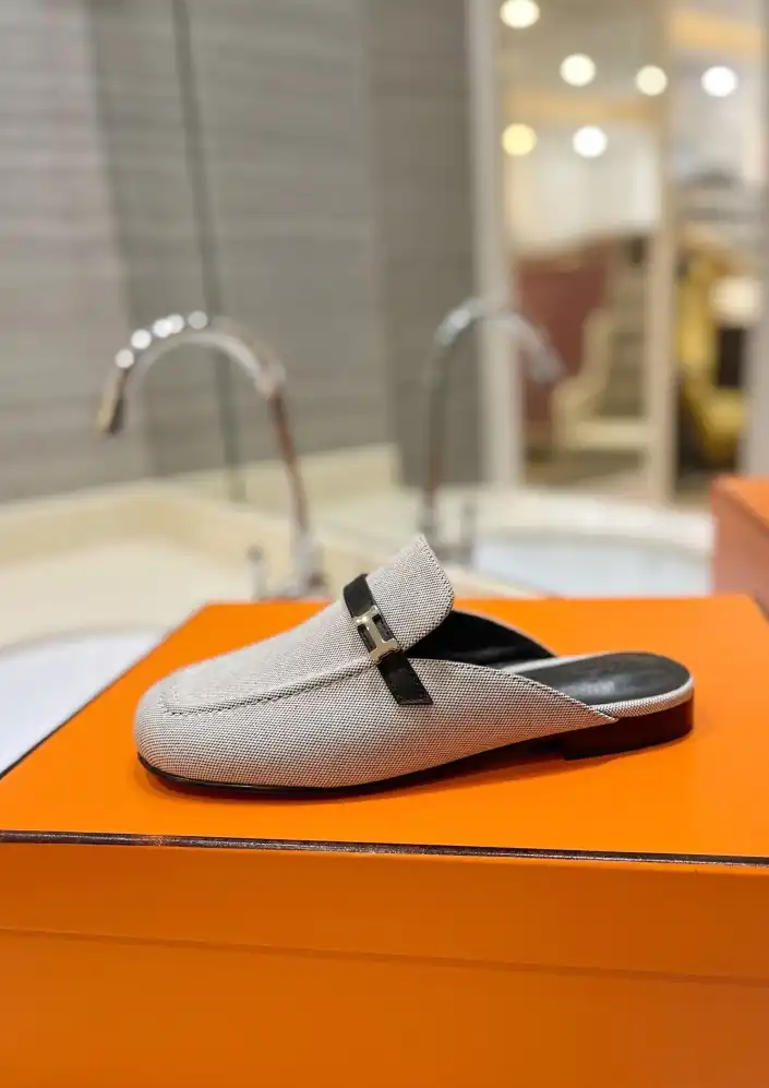 hype Hermes Slippers