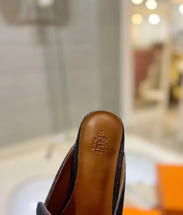 hype Hermes Slippers