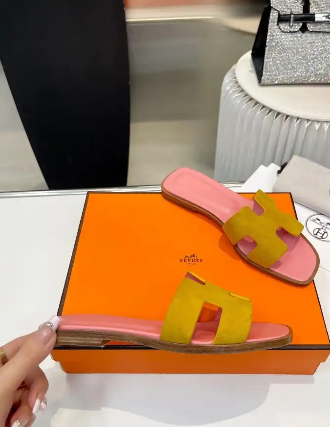 hype Hermes Slippers