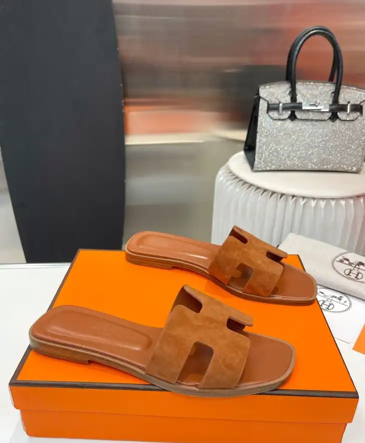 hype Hermes Slippers