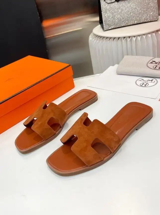 hype Hermes Slippers