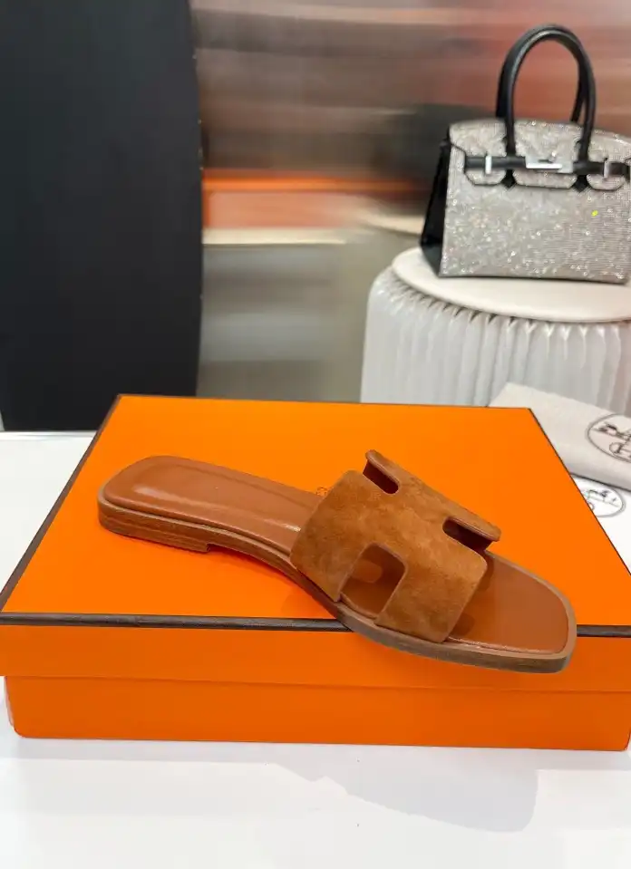 hype Hermes Slippers