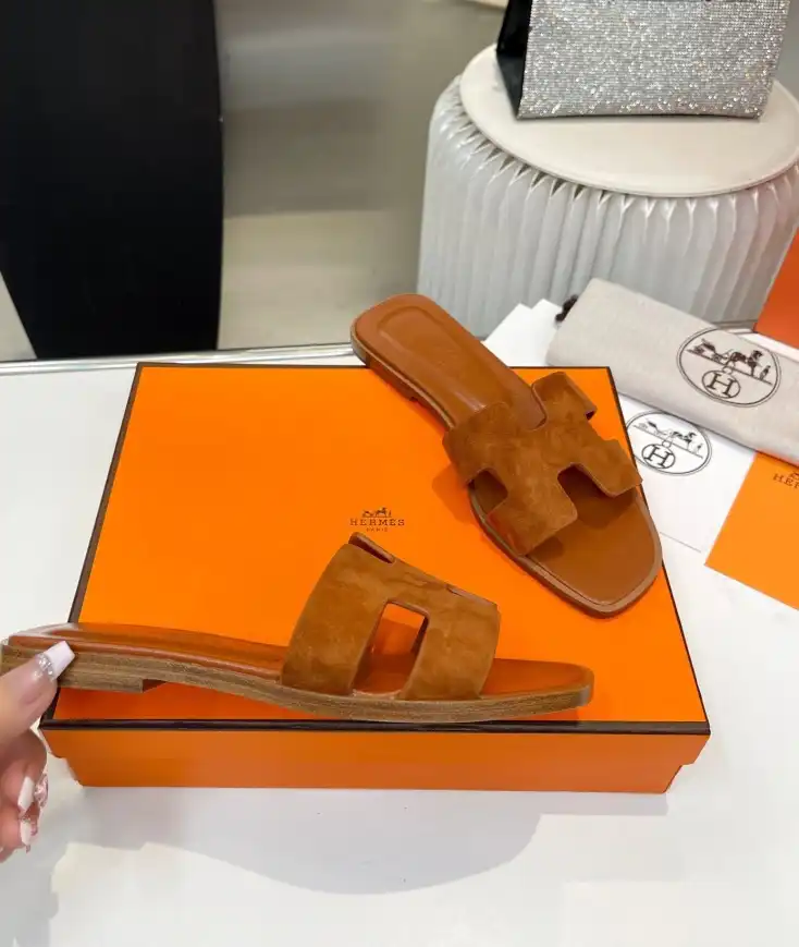 hype Hermes Slippers