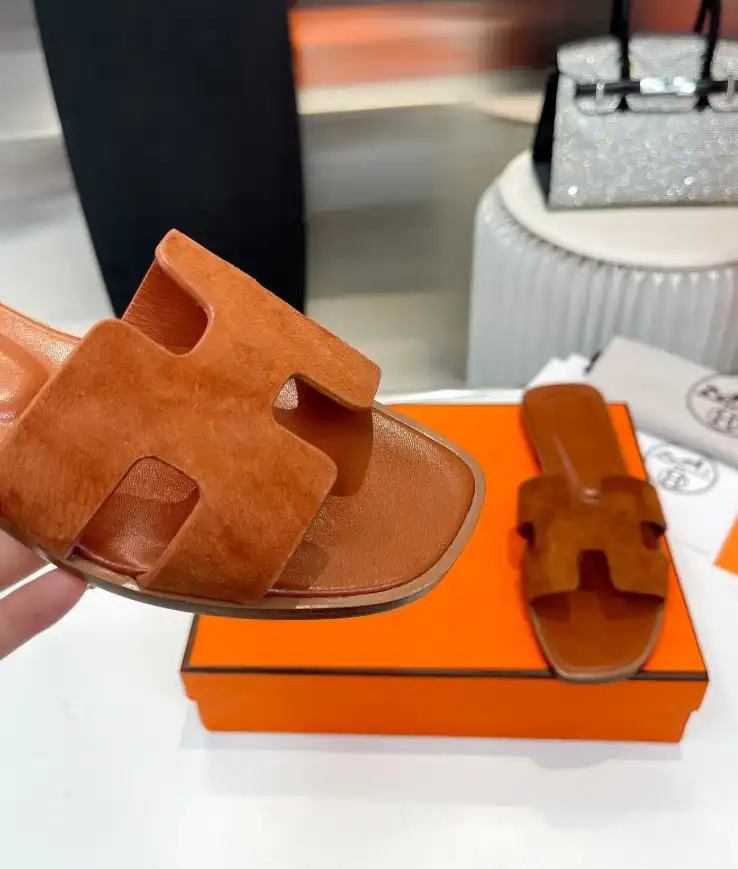 hype Hermes Slippers