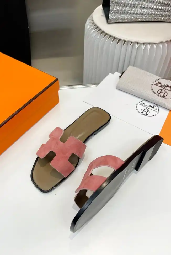 hype Hermes Slippers