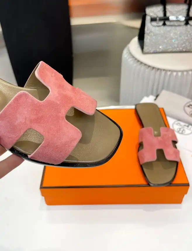 hype Hermes Slippers