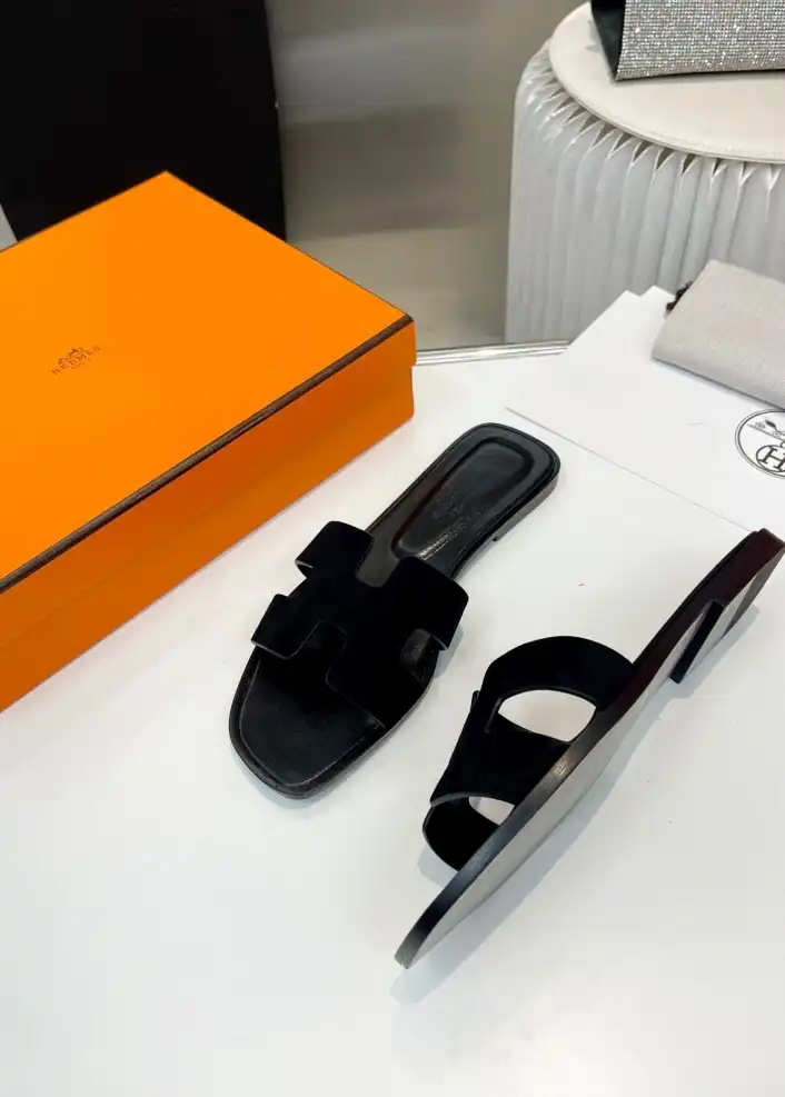 hype Hermes Slippers