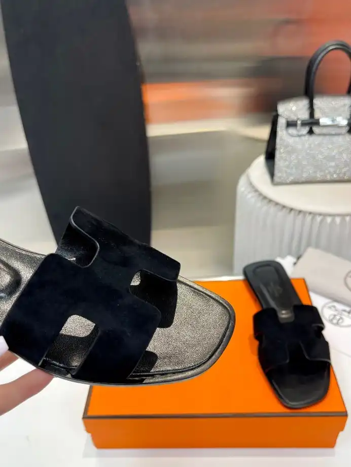 hype Hermes Slippers