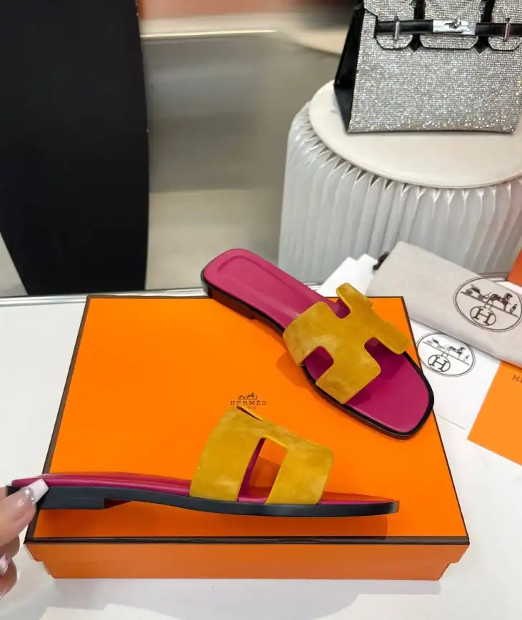 hype Hermes Slippers