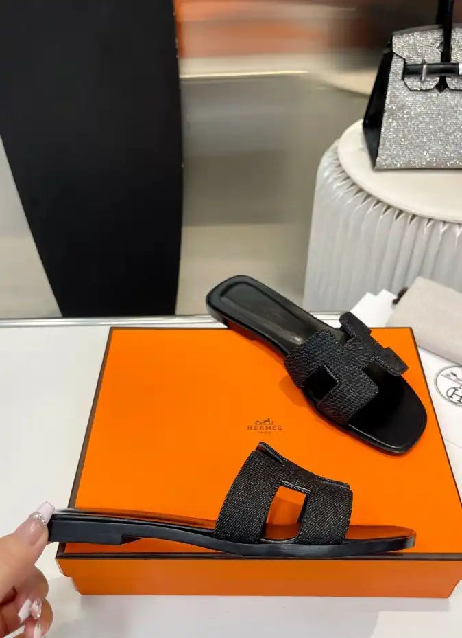 hype Hermes Slippers