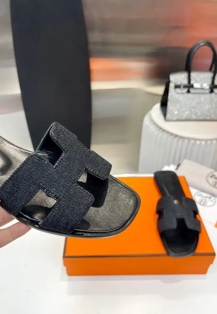 hype Hermes Slippers