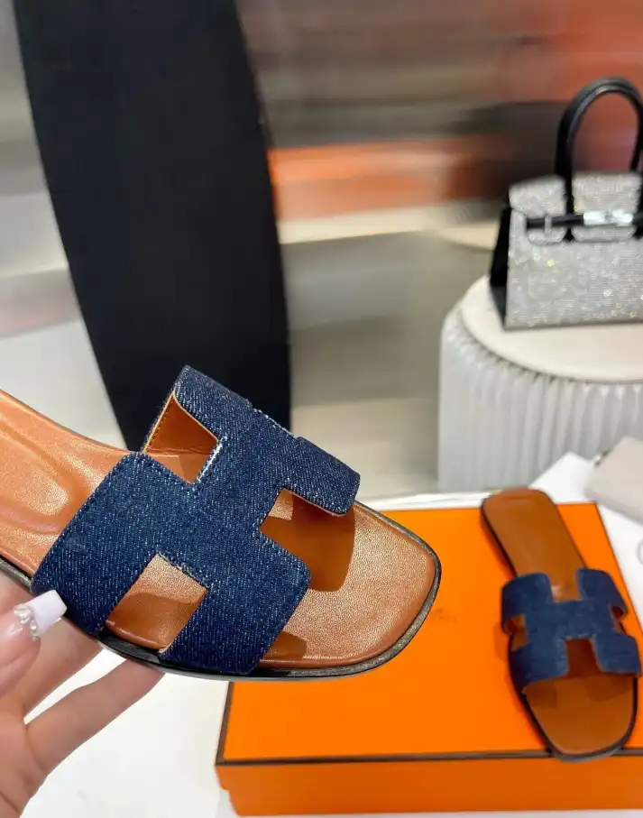 hype Hermes Slippers