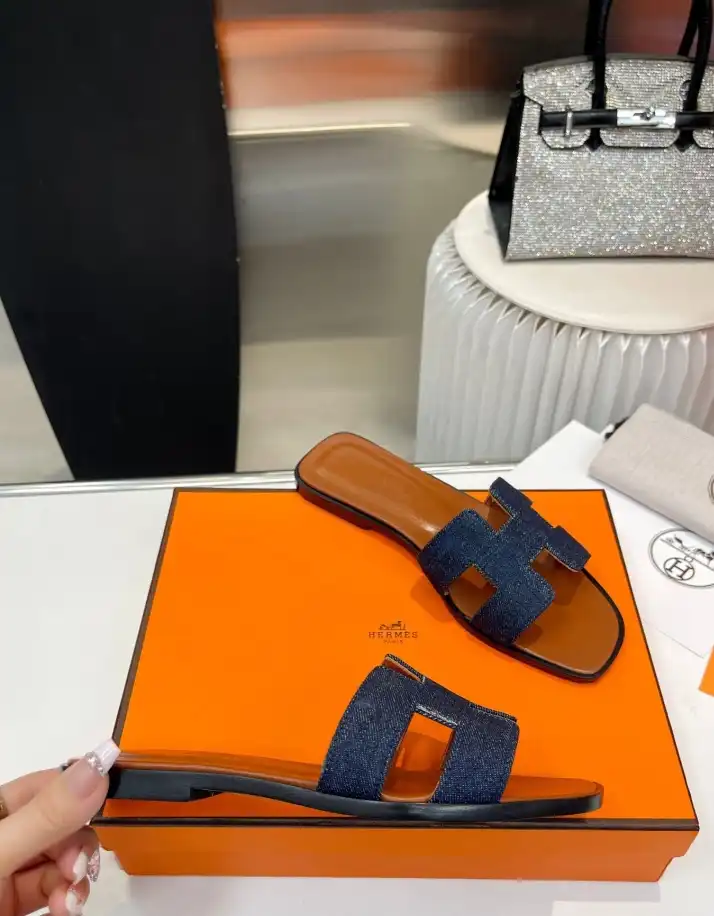 hype Hermes Slippers