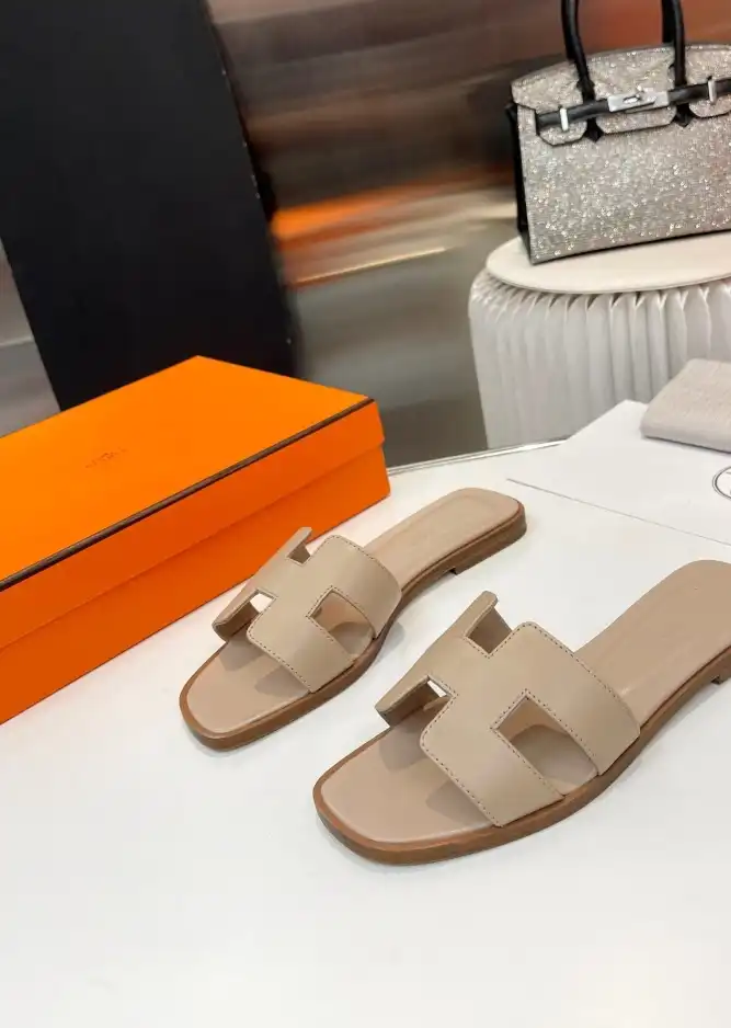 hype Hermes Slippers