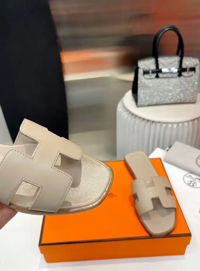 hype Hermes Slippers