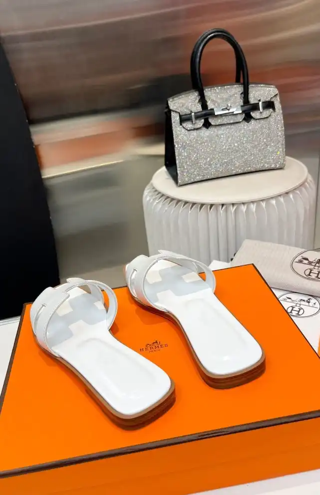 hype Hermes Slippers