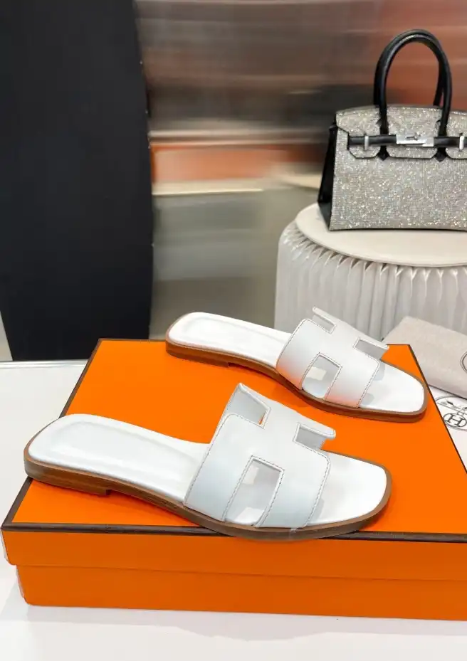 hype Hermes Slippers