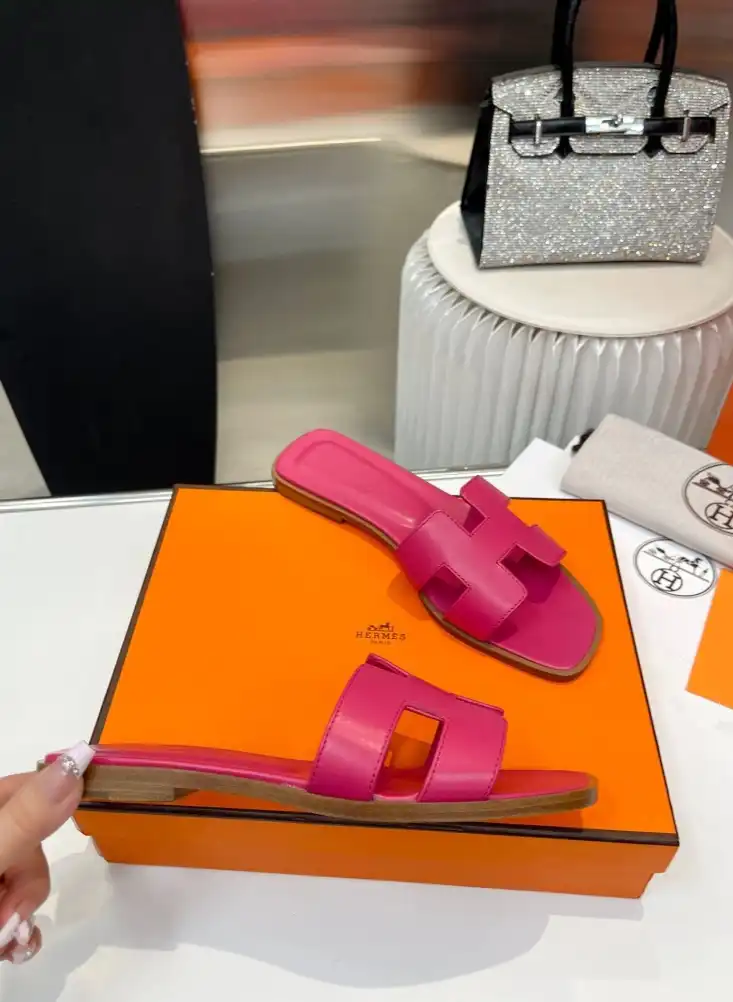 hype Hermes Slippers