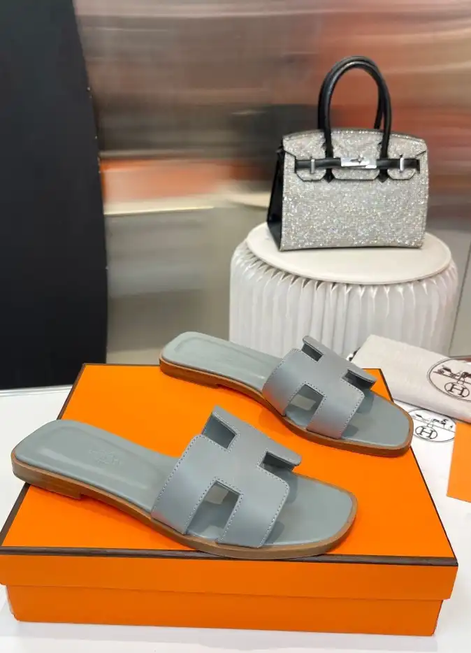 hype Hermes Slippers