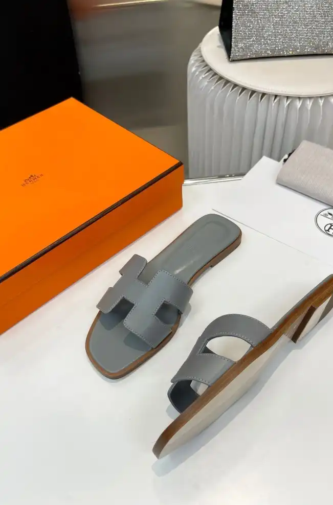 hype Hermes Slippers