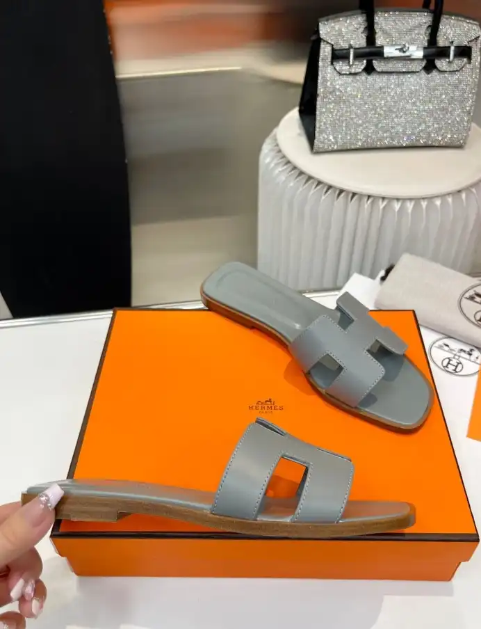 hype Hermes Slippers