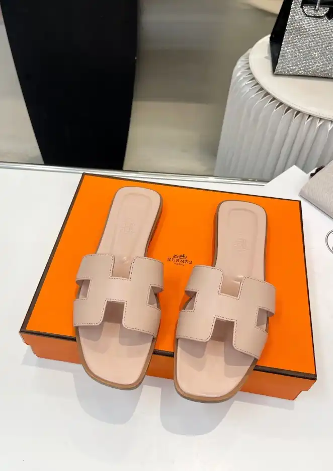 hype Hermes Slippers