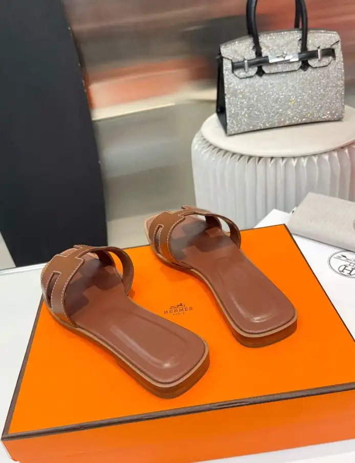 hype Hermes Slippers