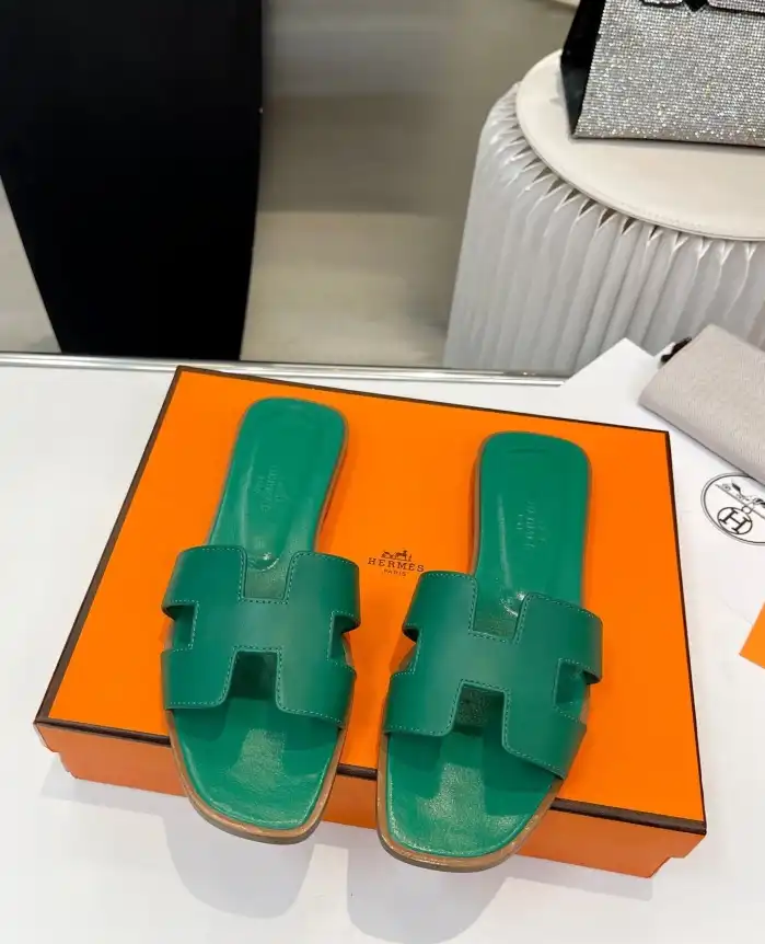 hype Hermes Slippers