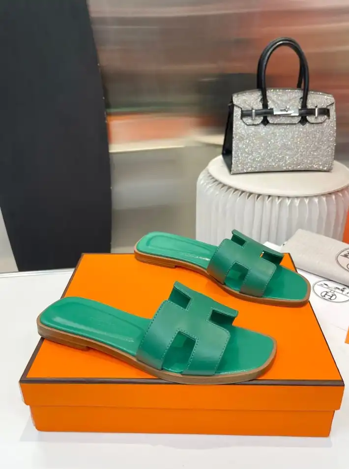 hype Hermes Slippers