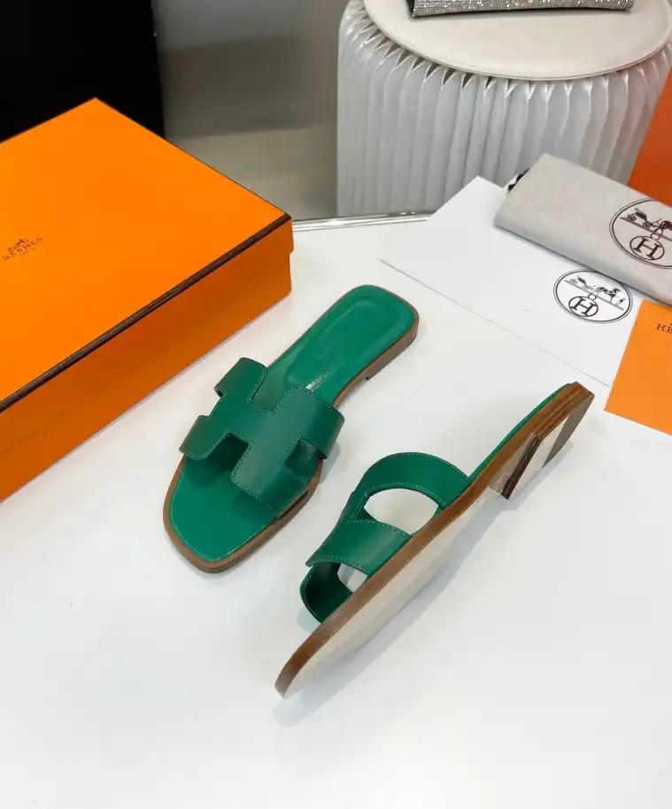 hype Hermes Slippers