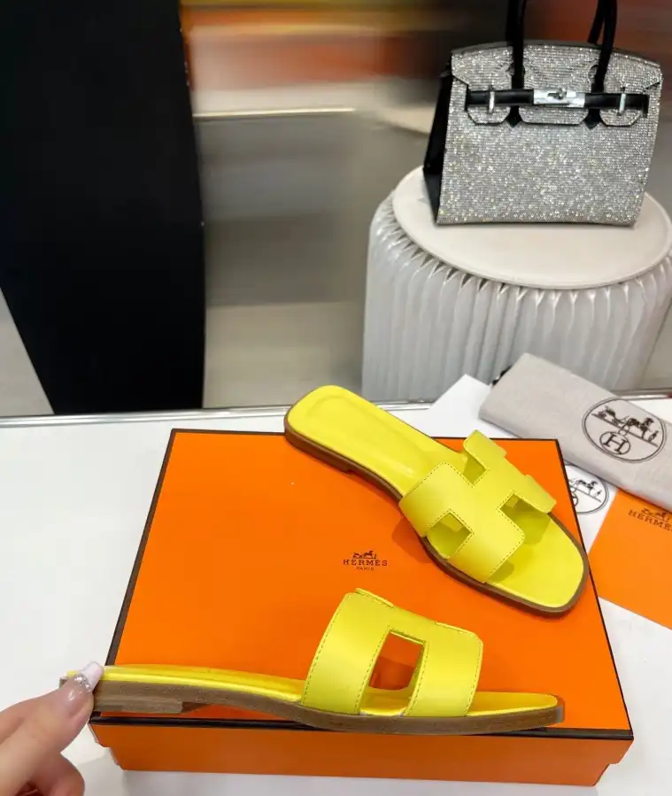 hype Hermes Slippers