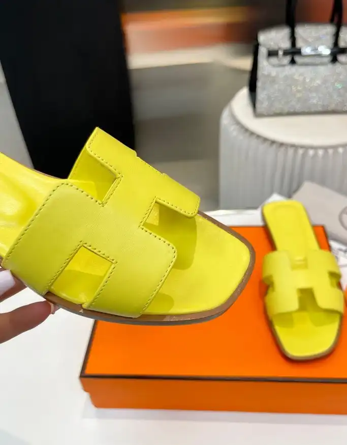 hype Hermes Slippers