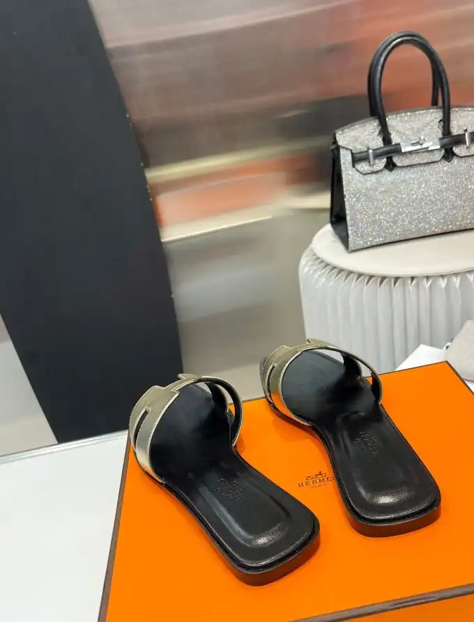 hype Hermes Slippers