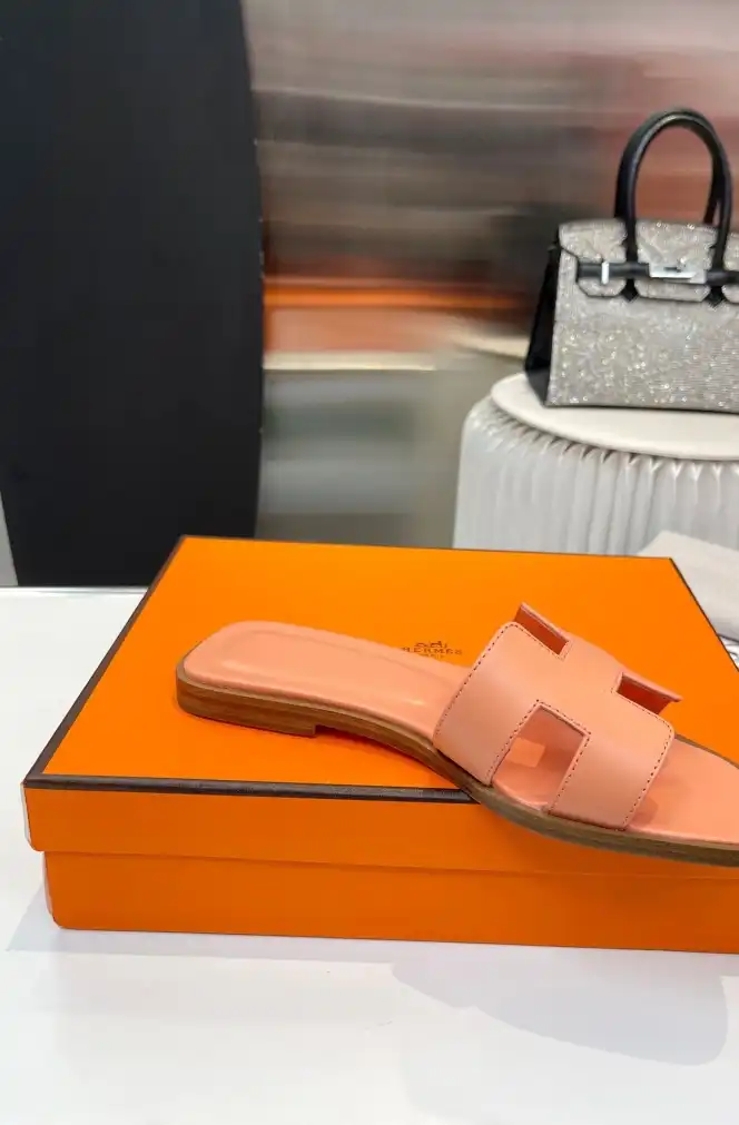 hype Hermes Slippers