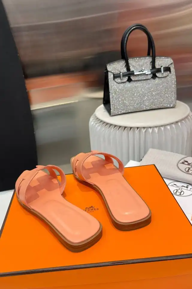 hype Hermes Slippers