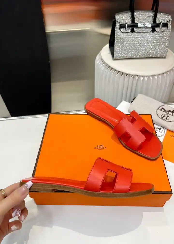 hype Hermes Slippers