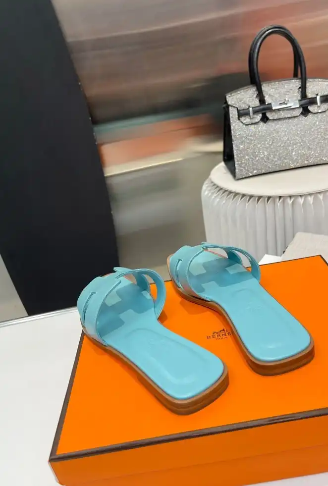 hype Hermes Slippers