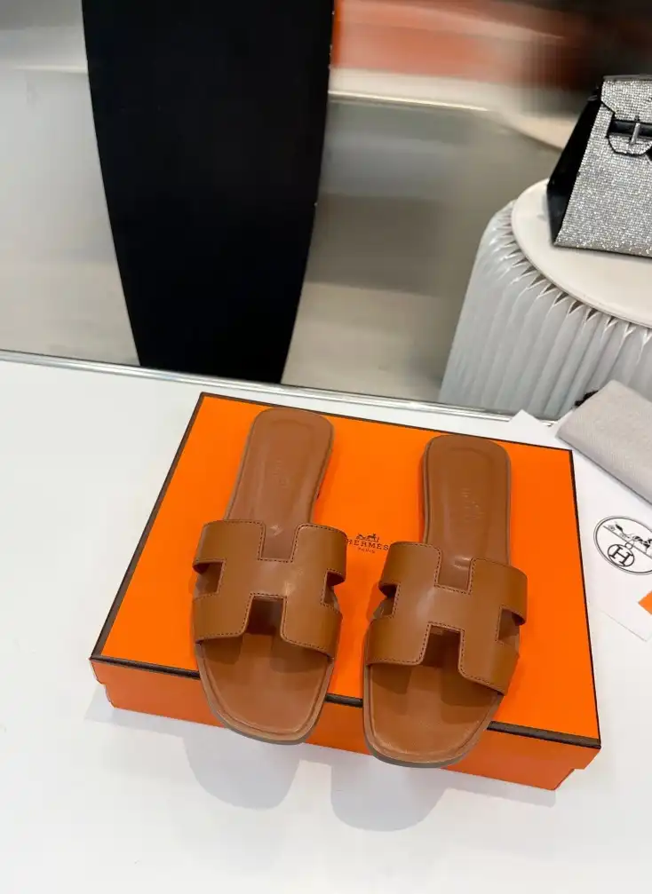 hype Hermes Slippers