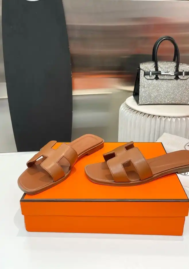 hype Hermes Slippers