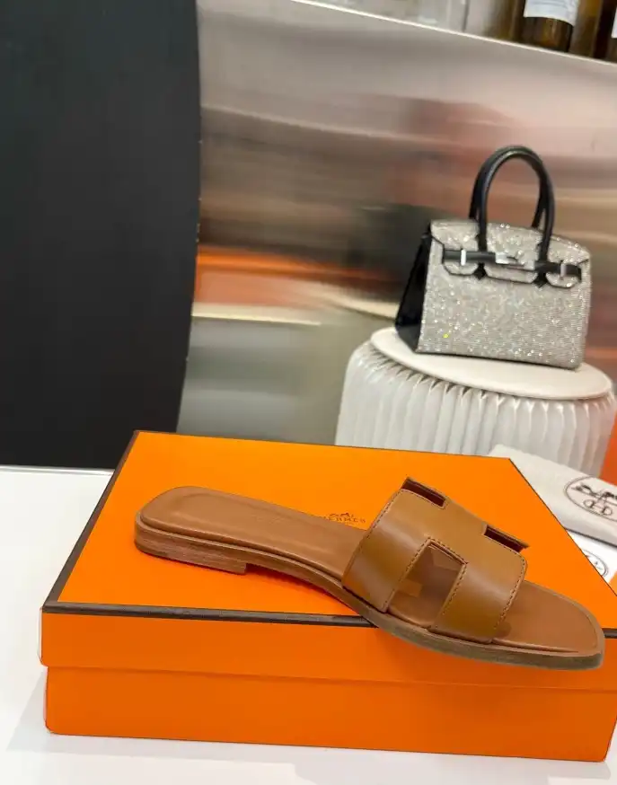 hype Hermes Slippers