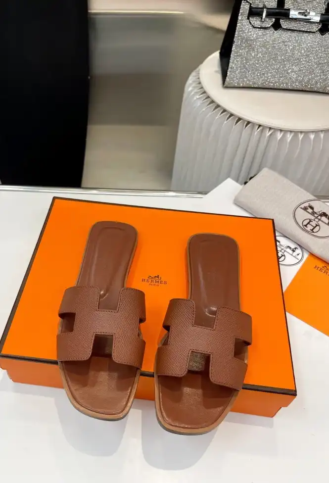 hype Hermes Slippers