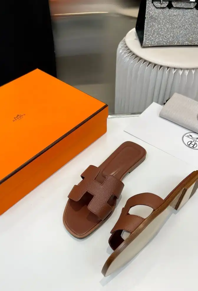 hype Hermes Slippers