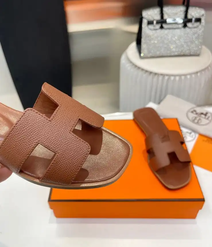 hype Hermes Slippers