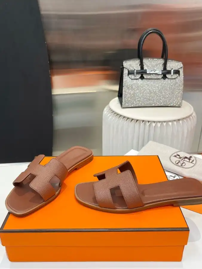 hype Hermes Slippers