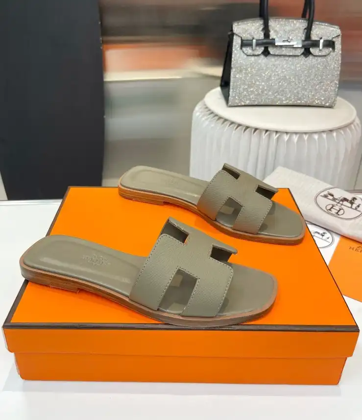 hype Hermes Slippers