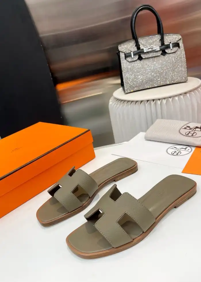 hype Hermes Slippers