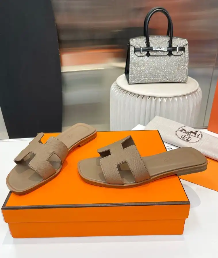 hype Hermes Slippers