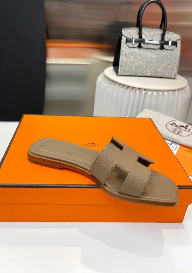 hype Hermes Slippers